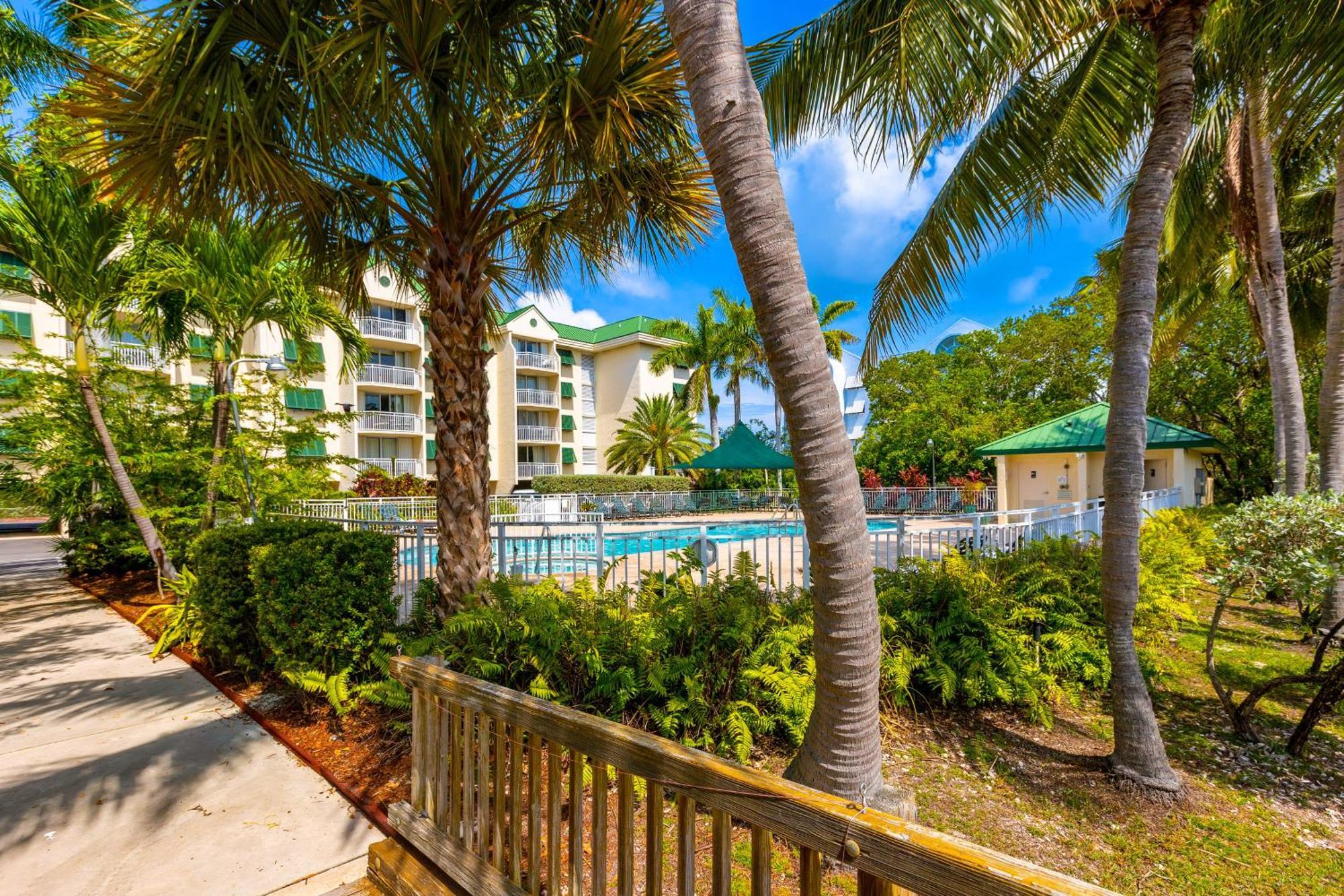 Sunrise Suites Jamaica Suite #102 Key West Room photo